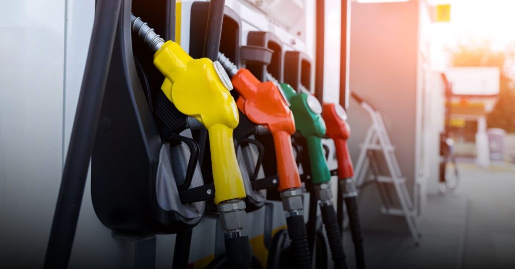 Hilux 2.8 Sw4 Turbo Diesel ou Hilux 2.8 SRV qual vale a pena comprar e  quais defeitos crônicos?